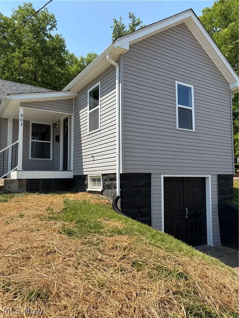 903 Blue Avenue, Zanesville, OH 43701 - #2