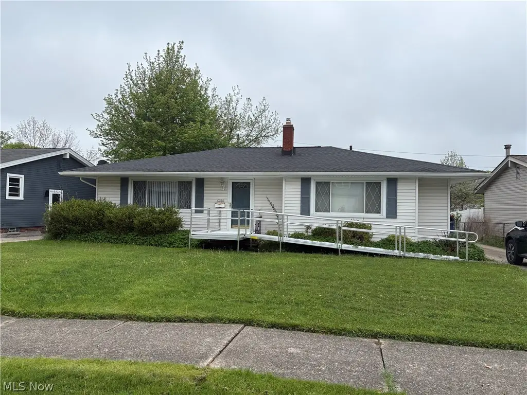 6260 Alderwood Road, Parma Heights, OH 44130 - #1