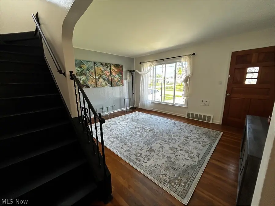 4311 Longwood Avenue, Parma, OH 44134 - #2