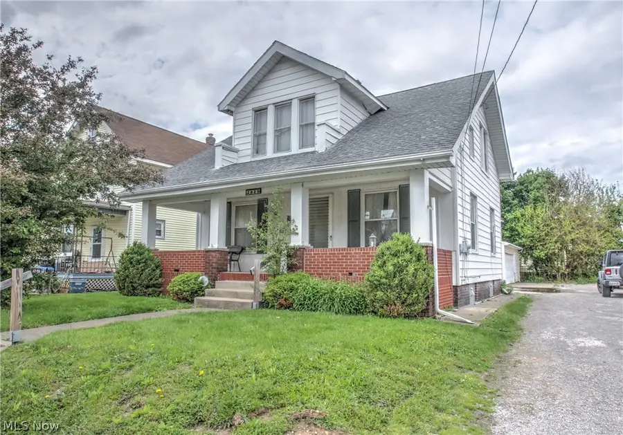 2829 8th Nw Street, Canton, OH 44708 - #2