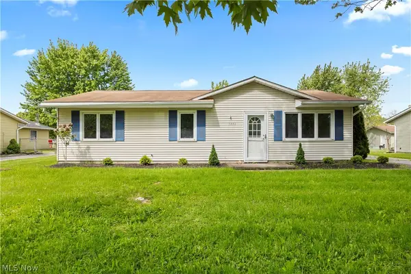 1731 Abbe S Road, Elyria, OH 44035