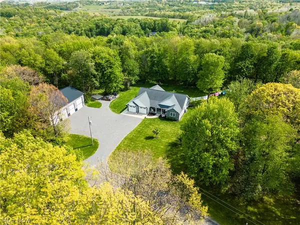 5700 Amber Nw Road, Dundee, OH 44624