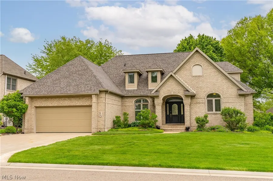 3790 Woodleigh Nw Avenue, Canton, OH 44718 - #2