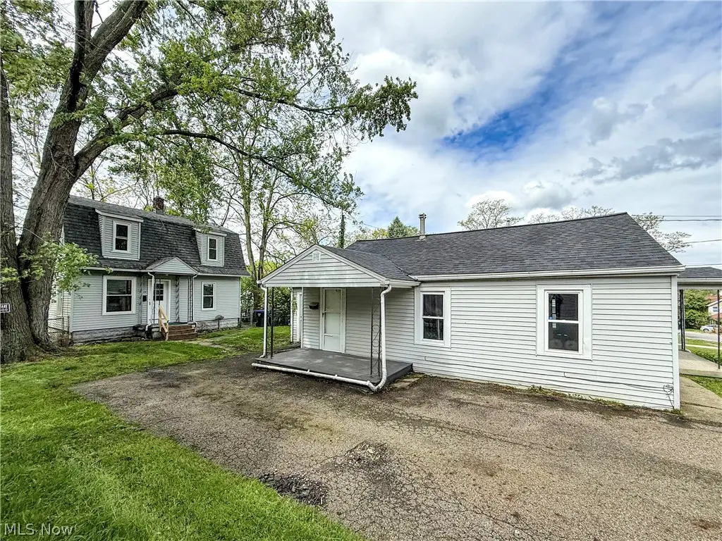 242 Orchard Avenue, Cuyahoga Falls, OH 44221 - #1