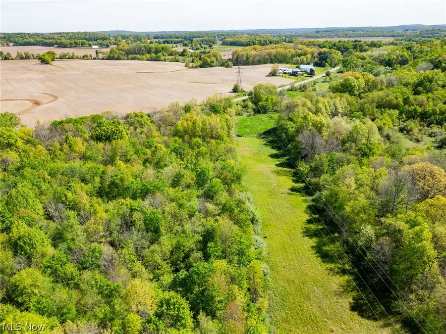 11154 Shetler Sw Avenue #1, Bolivar, OH 44612 - #2