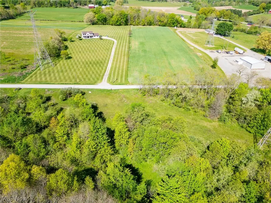 11154 Shetler Sw Avenue #3, Bolivar, OH 44612 - #2
