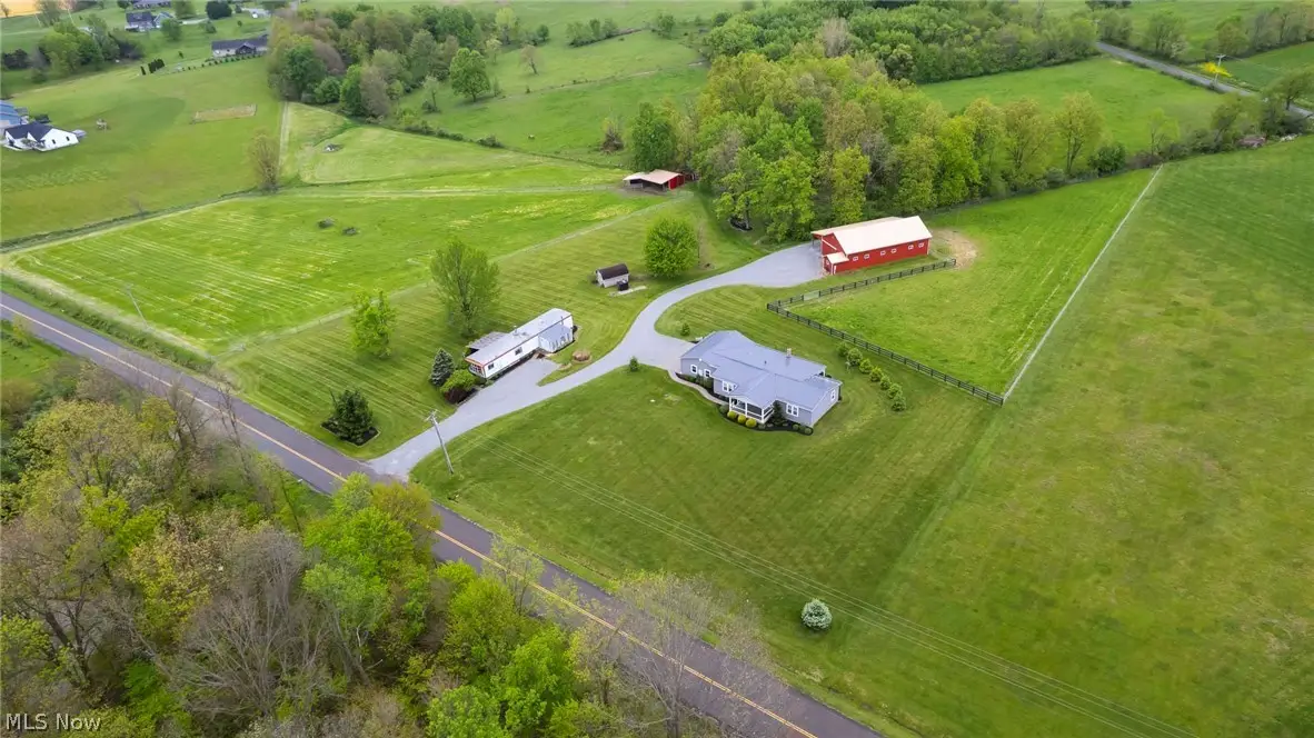8582 Dundee Wilmot Road, Dundee, OH 44624 - #1
