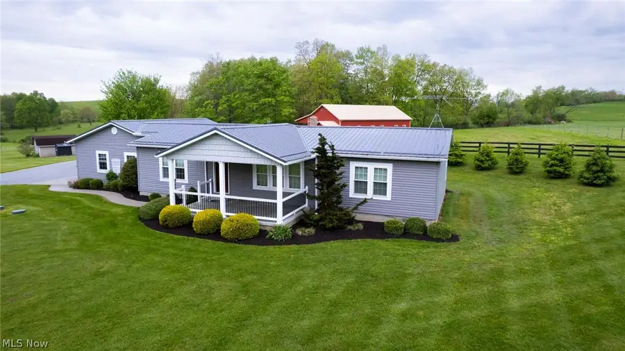 8582 Dundee Wilmot Road, Dundee, OH 44624 - #2