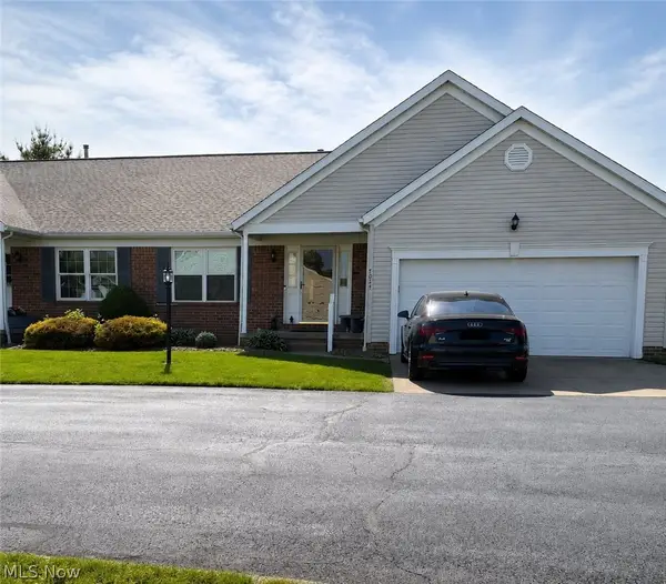 7047 Harvey Nw Avenue #8, North Canton, OH 44720