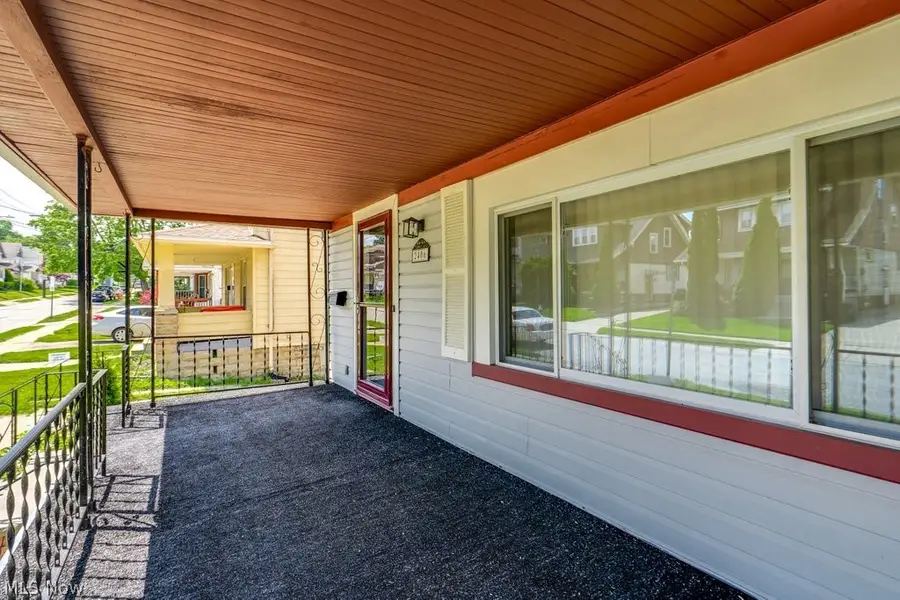 2406 Tampa Avenue, Cleveland, OH 44109 - #2