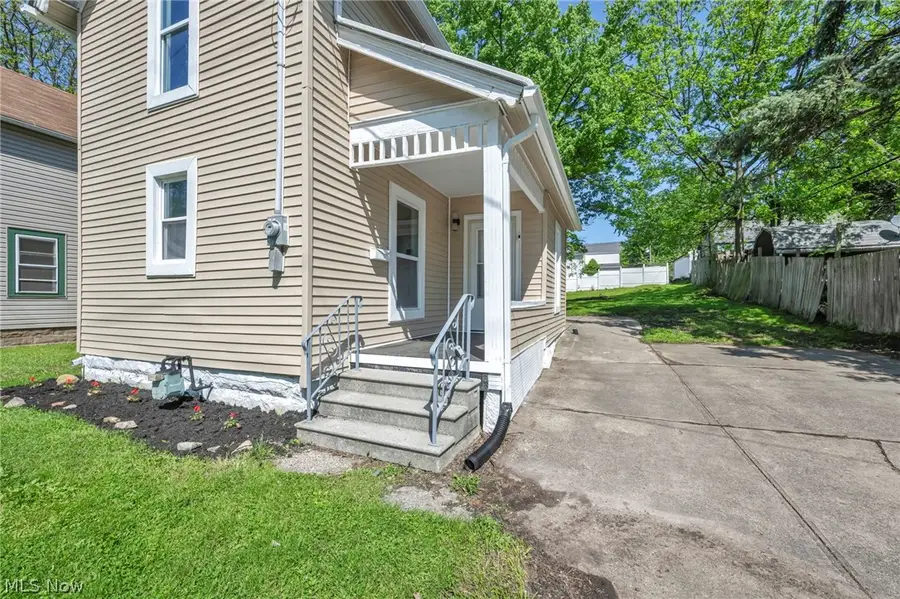 1 Smith Court, Elyria, OH 44035 - #3