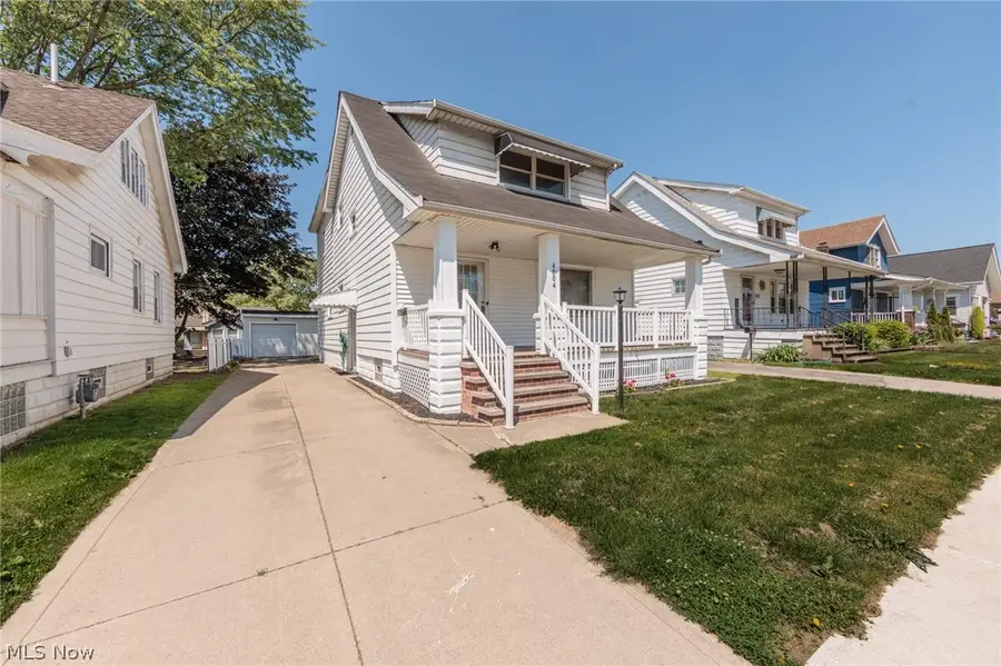 4004 E 41st Street, Newburgh Heights, OH 44105 - #2