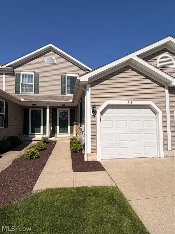 342 Angela Lane, Avon Lake, OH 44012