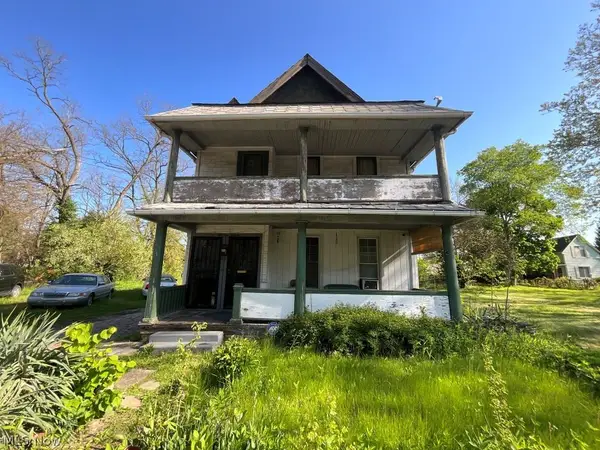 5911 Lexington Avenue, Cleveland, OH 44103