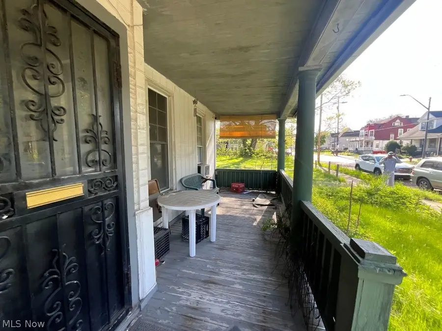 5911 Lexington Avenue, Cleveland, OH 44103 - #3