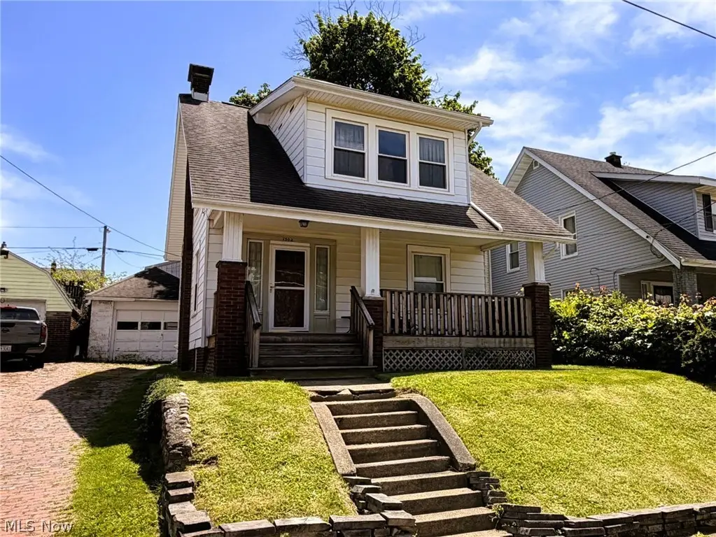 1502 25th Nw Street, Canton, OH 44709 - #1