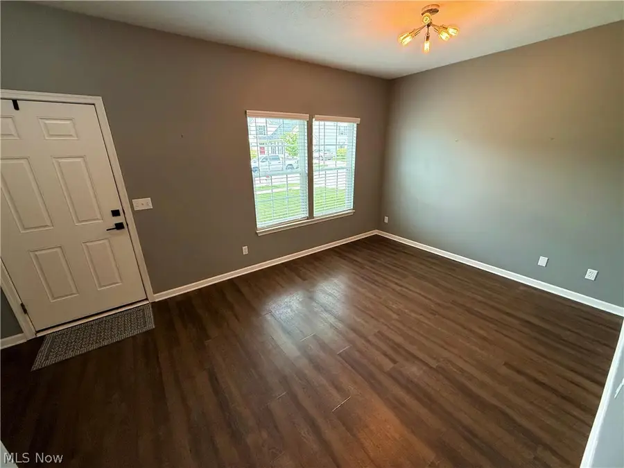 205 S Settlers Lane, Painesville, OH 44077 - #2