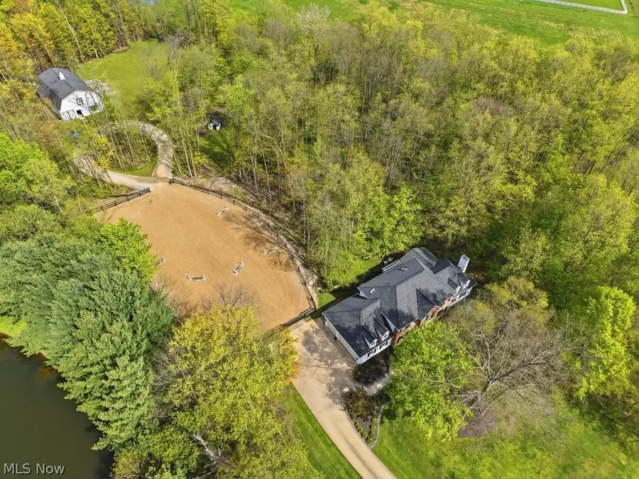 16620 Jennifer Lane, Chagrin Falls, OH 44023 - #2