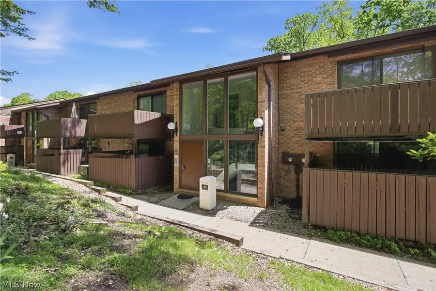 6895 Carriage Hill Drive, Brecksville, OH 44141 - #3