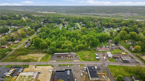 38 Mccartney Road, Campbell, OH 44405