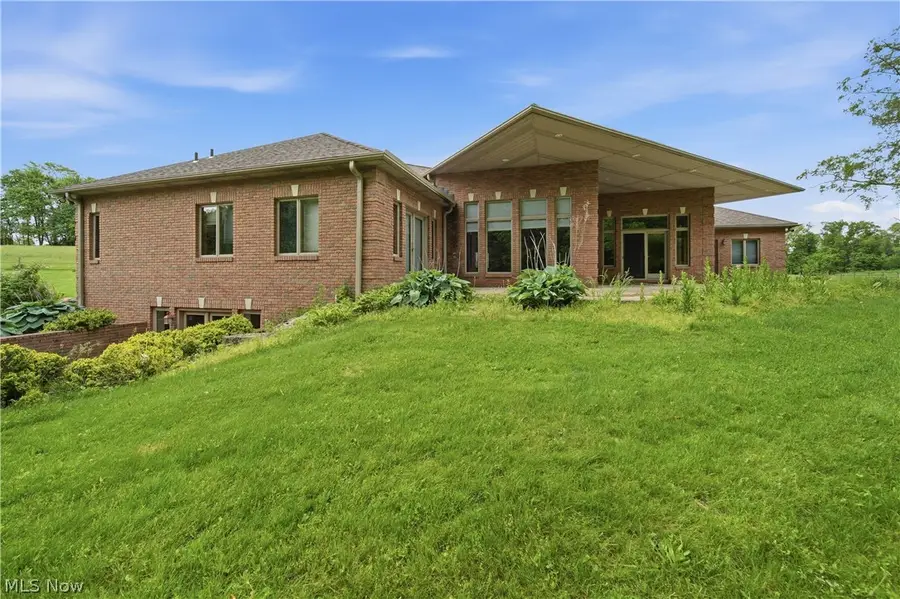 6223 Mccann Road, East Rochester, OH 44625 - #2