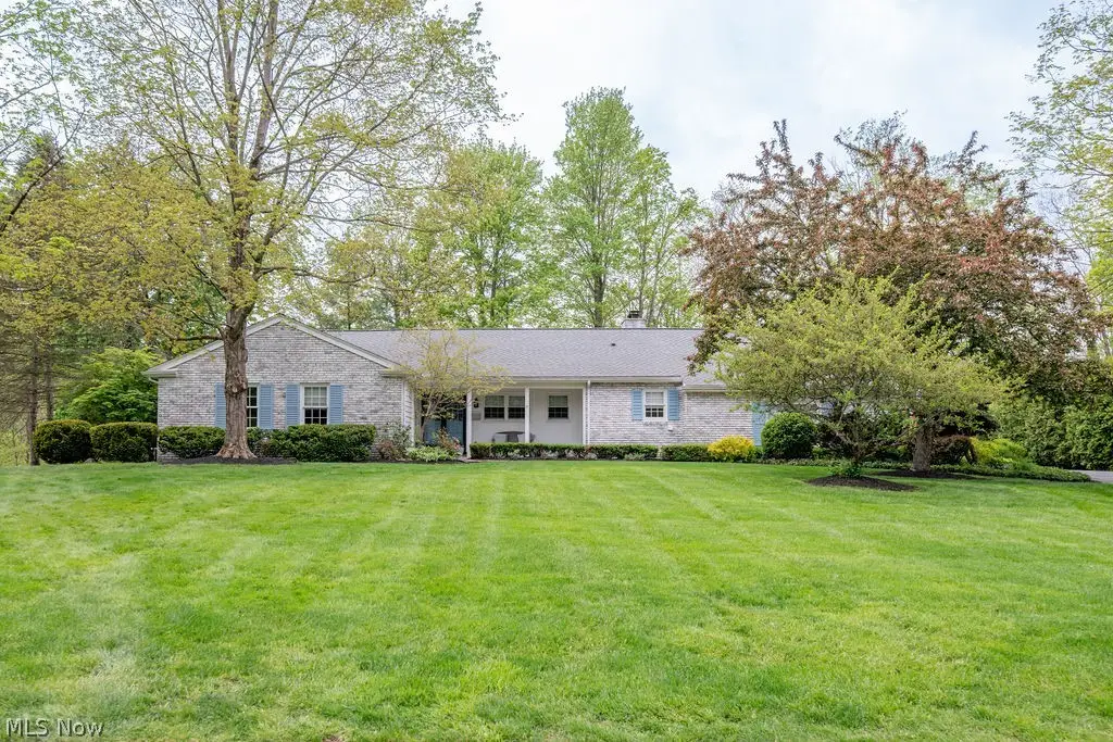 537 Coy Lane, Chagrin Falls, OH 44022 - #1