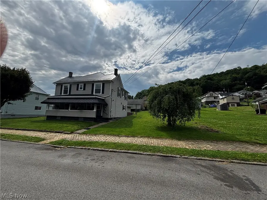 238 Indiana Avenue, Chester, WV 26034 - #3