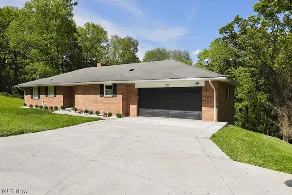 788 Ridgewood Drive, Coshocton, OH 43812