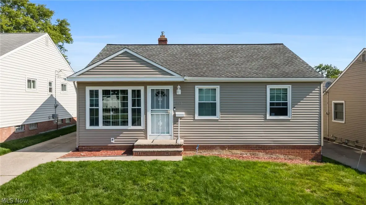 18313 Hazelwood Avenue, Maple Heights, OH 44137 - #1
