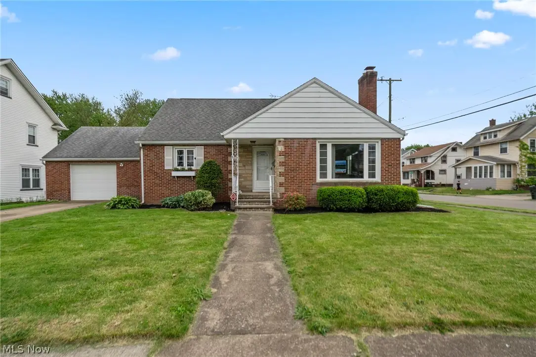 626 22nd Nw Street, Canton, OH 44709 - #1