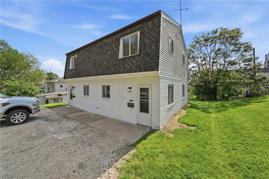 504 2nd Ne Street, Massillon, OH 44646 - #2