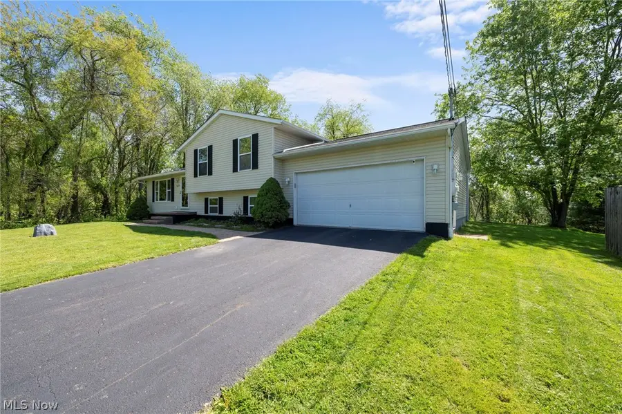 4602 High Mill Nw Avenue, Massillon, OH 44647 - #2