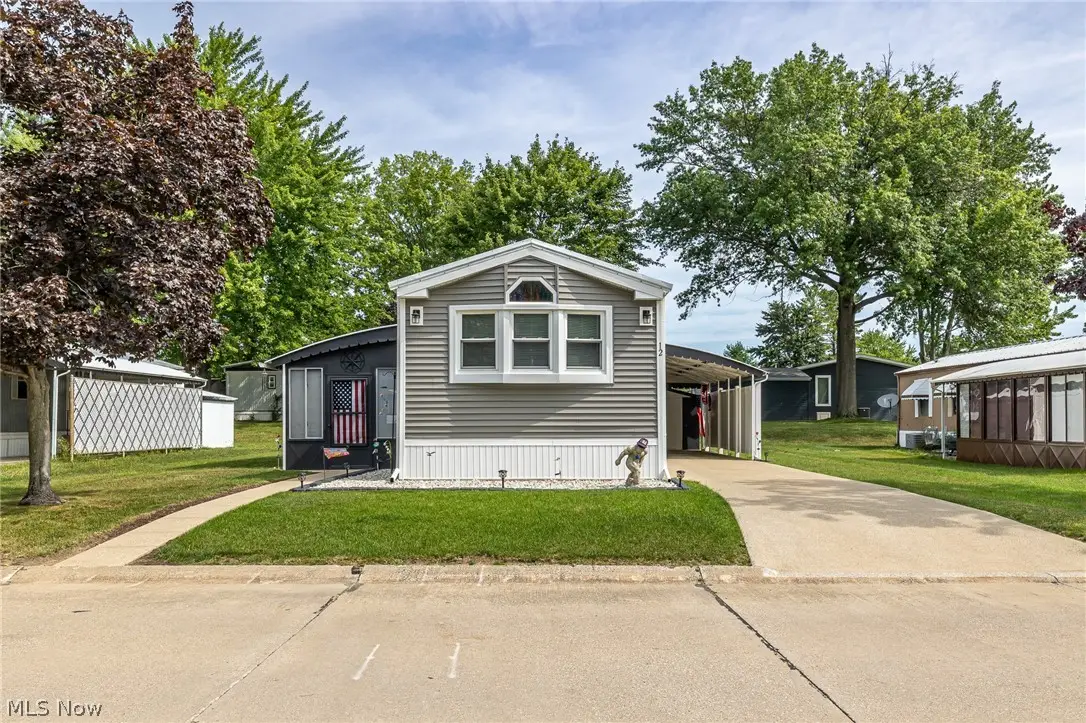 12 Sycamore Drive, Olmsted Falls, OH 44138 - #1