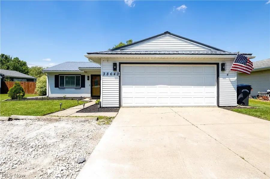 38640 Chestnut Ridge Road, Elyria, OH 44035 - #2