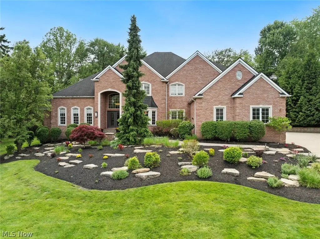 4725 Maidstone Drive, Brecksville, OH 44141 - #1