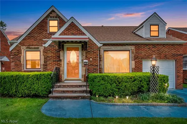 28110 Lake Shore Boulevard, Euclid, OH 44132