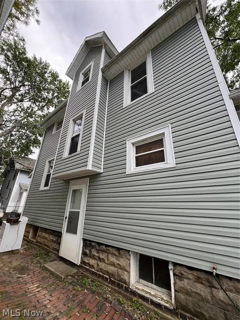 1236 Oxford Nw Avenue, Canton, OH 44703 - #3