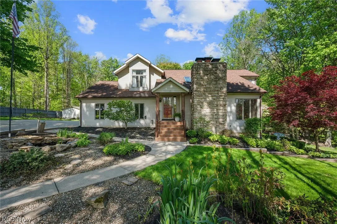18976 Thorpe Road, Chagrin Falls, OH 44023 - #1