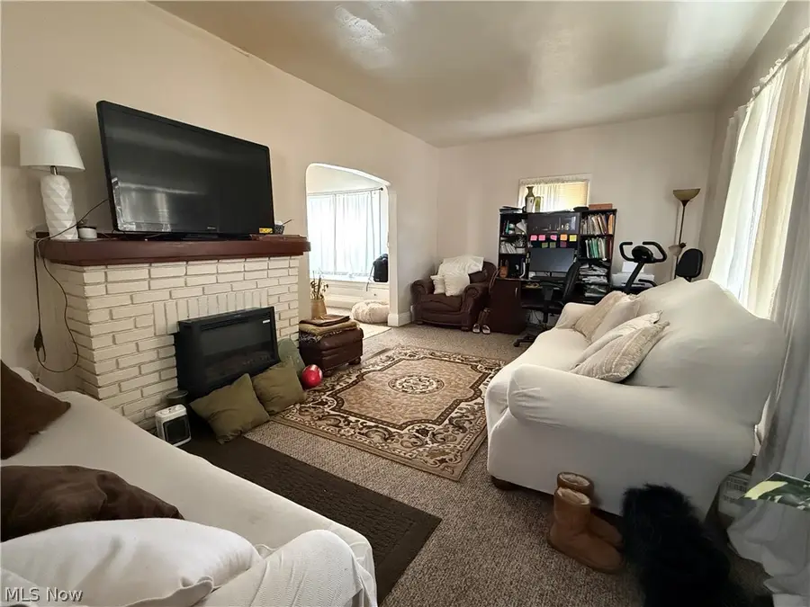 3521 W 129th Street, Cleveland, OH 44111 - #3