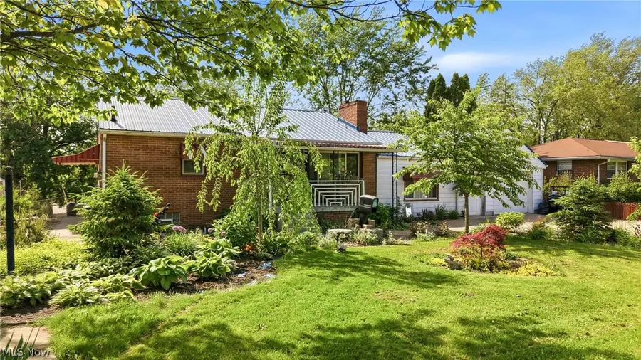 501 Hamilton Ne Avenue, Canton, OH 44704 - #2