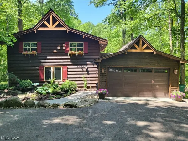 17126 Catsden Road, Chagrin Falls, OH 44023
