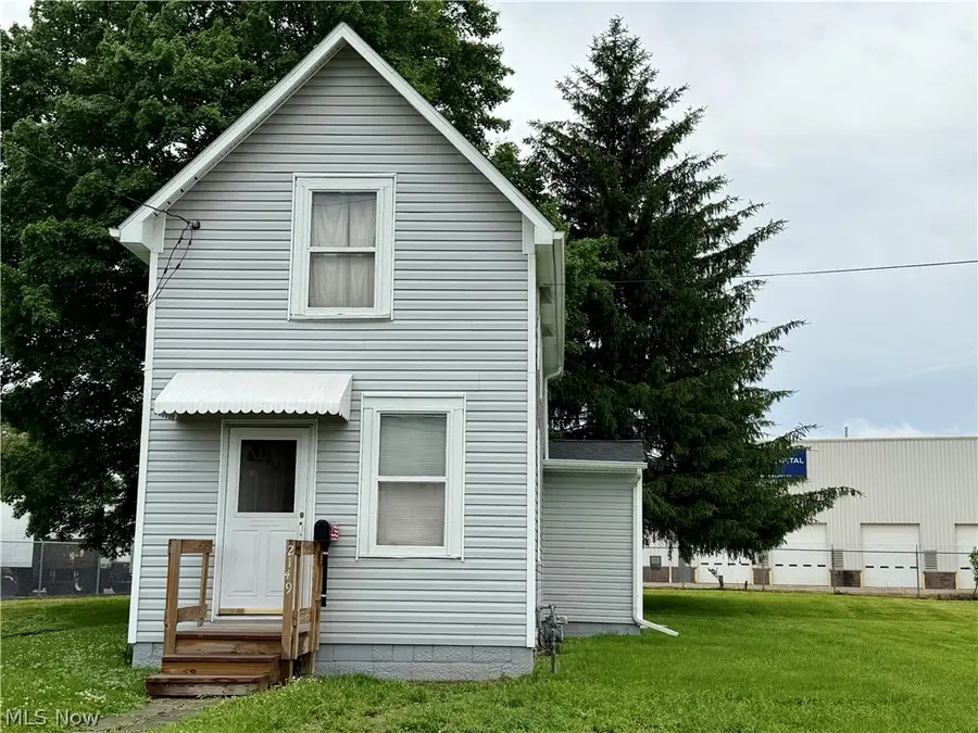 2149 Henry Sw Avenue, Canton, OH 44706 - #3