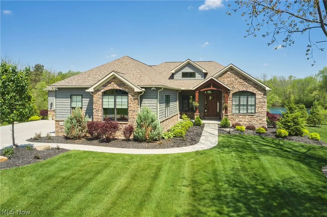 2141 Hayden Drive, Hinckley, OH 44233 - #1