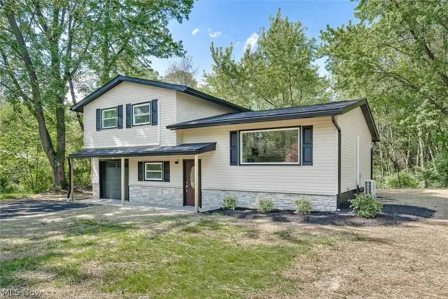 6967 Tamarack Drive, Hubbard, OH 44425 - #3