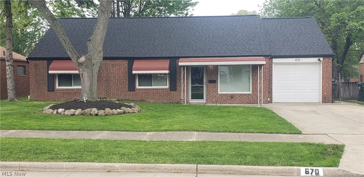 670 Walnut Drive, Euclid, OH 44132 - #1