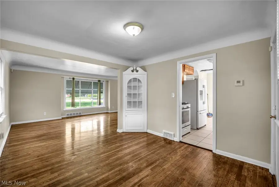 2313 N Taylor Road, Cleveland Heights, OH 44112 - #3