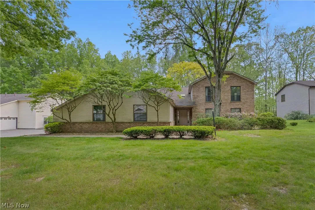 1341 Fox Run Drive, Youngstown, OH 44512 - #1