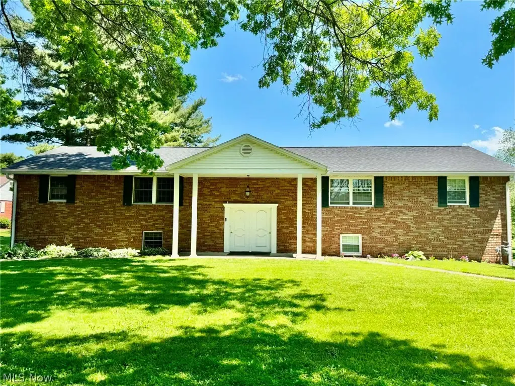 1236-1238 Bowen Nw Circle, Canton, OH 44708 - #1