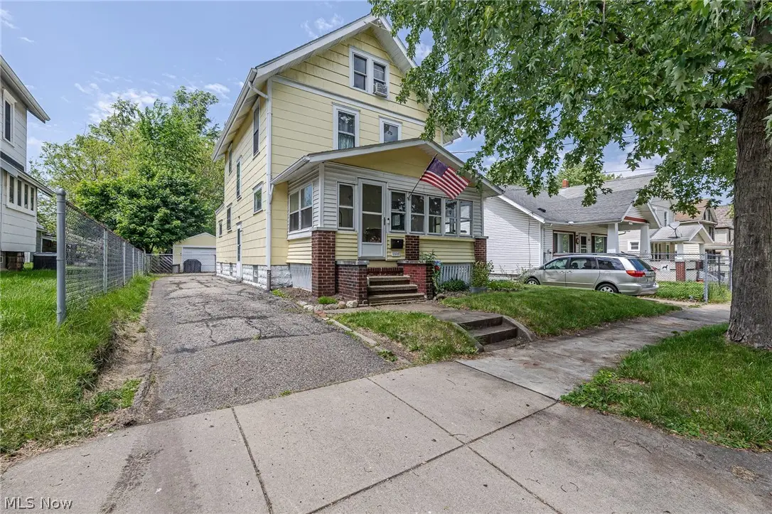 2332 17th Sw Street, Akron, OH 44314 - #1
