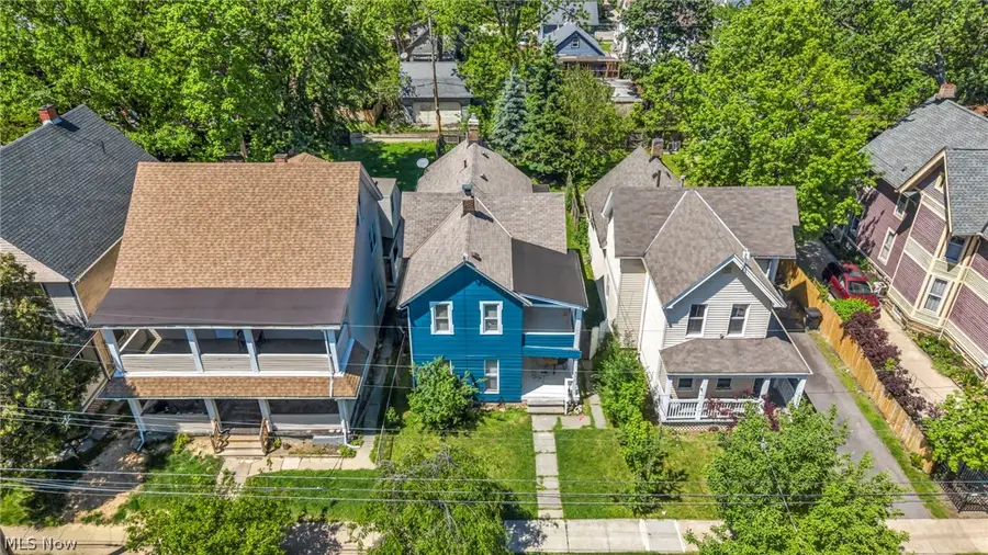 3010 Daisy Avenue, Cleveland, OH 44109 - #3